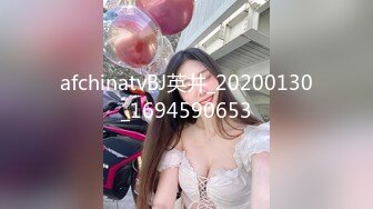 漂亮美乳狂野女友好饥渴，早上就撩拨大屌男友，无套插入疯狂骑乘，直接猛操到射骚货才满足