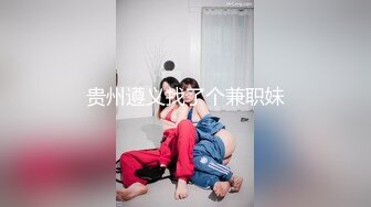 【新片速遞】 绿帽夫妻找男技师为服务 哎呦 你老婆太厉害了今天至少喷了一斤水 淫妻舒服的睡着了让技术舔喷舔醒再操 边操边喷绿帽喘着粗气大呼惊叹！[140MB /MP4/02:20]