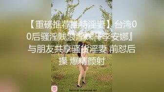 微胖大奶萌妹子，全程露脸发骚，跟狼友互动听指挥揉捏骚奶子，撅着屁股求草，无毛白虎道具玩弄