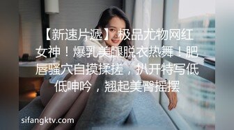 毛毛很多身材不错气质美女按摩器玻璃道具自慰高潮出白浆要去厕所洗逼逼