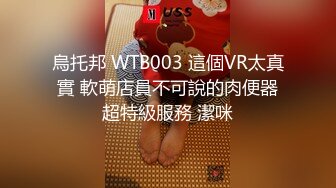 《最新流出国模私拍》2022年老牌唯美女体艺术摄影相约中国极品身材模特-莎丝-房间里的女人裸身与着衣的反差对比