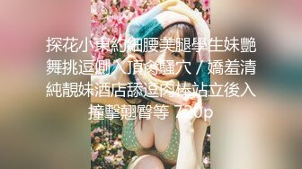  蝴蝶逼社会小妹颜值不错一个人精彩大秀，抽着小烟揉着奶子自慰逼逼真骚